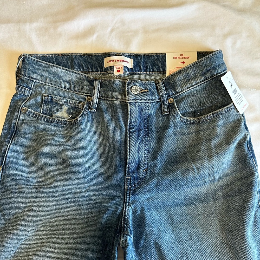NWT- Lucky Brand Women’s Blue Jeans size 10/30 Zoe High Rise Straight
